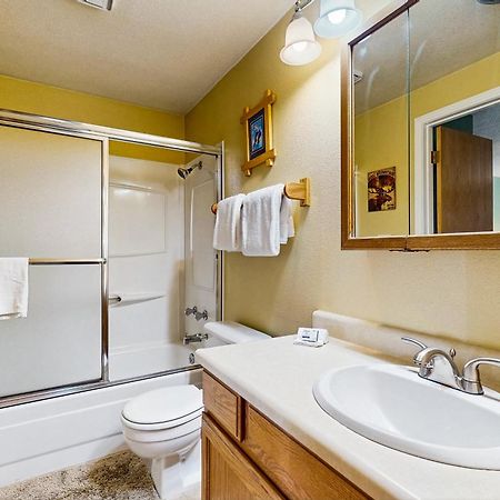 Aspen Village Golf Course Condo - Snowshoes マッコール エクステリア 写真