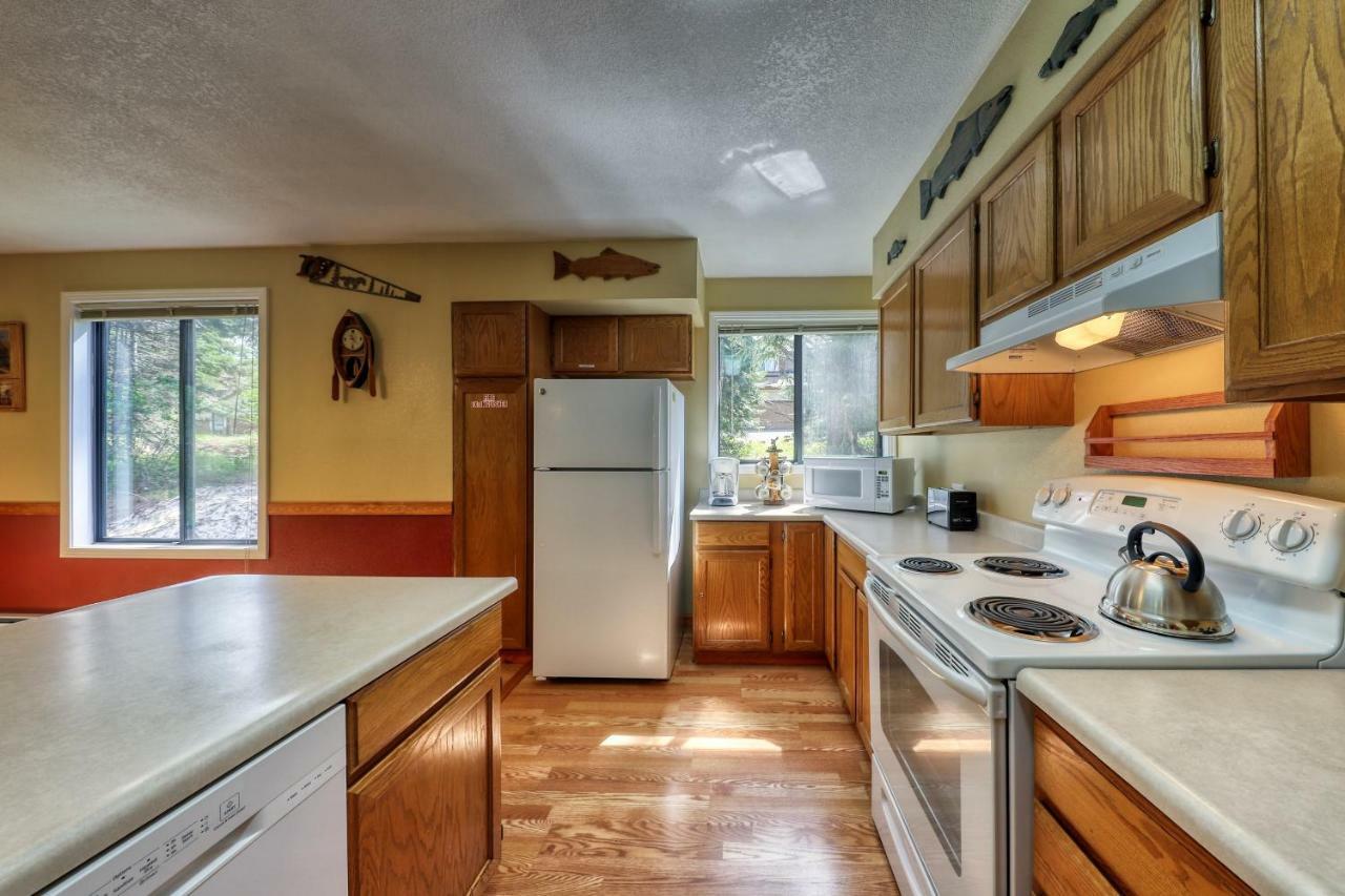 Aspen Village Golf Course Condo - Snowshoes マッコール エクステリア 写真