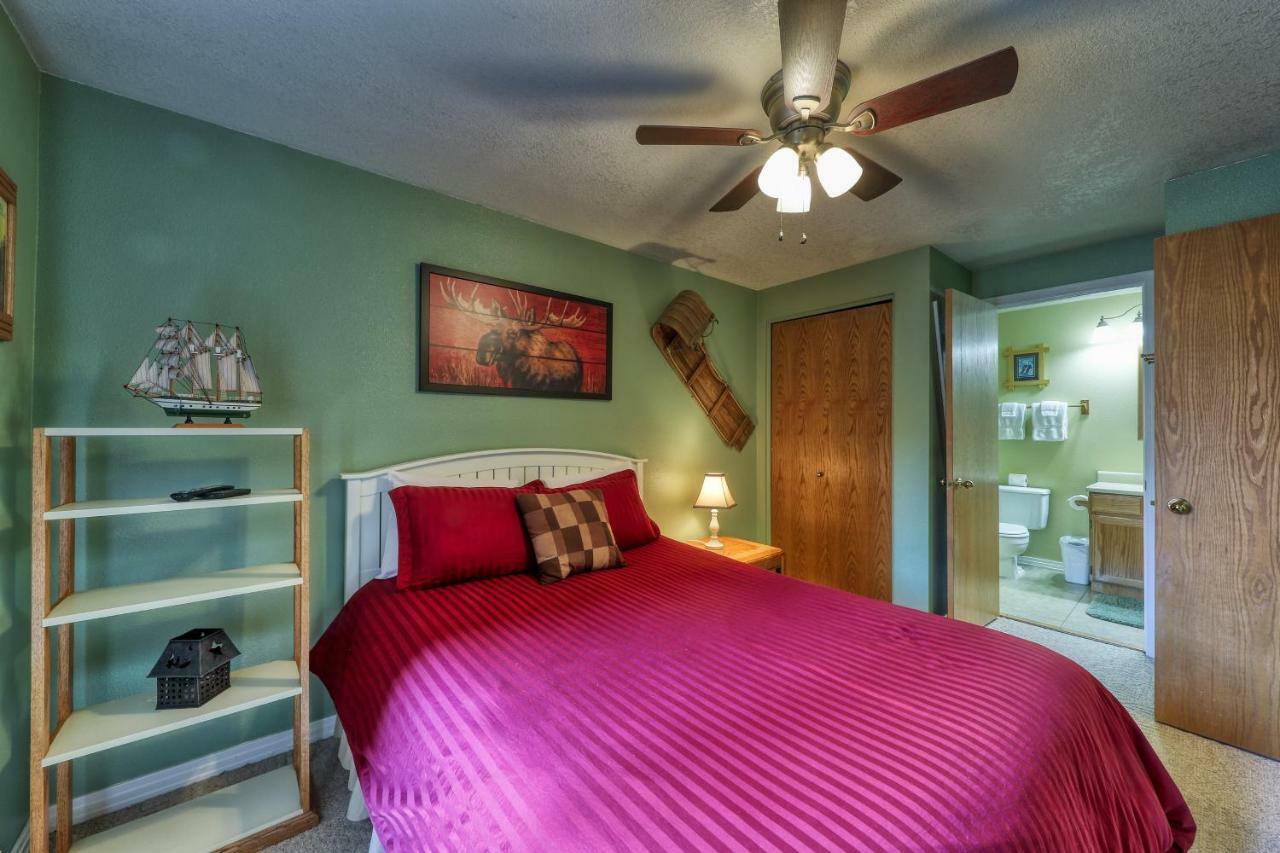 Aspen Village Golf Course Condo - Snowshoes マッコール エクステリア 写真